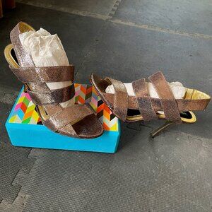 NEW Dolce & Gabbana Leather Slingback Heels Bronze Gold Metallic mismate 10 40